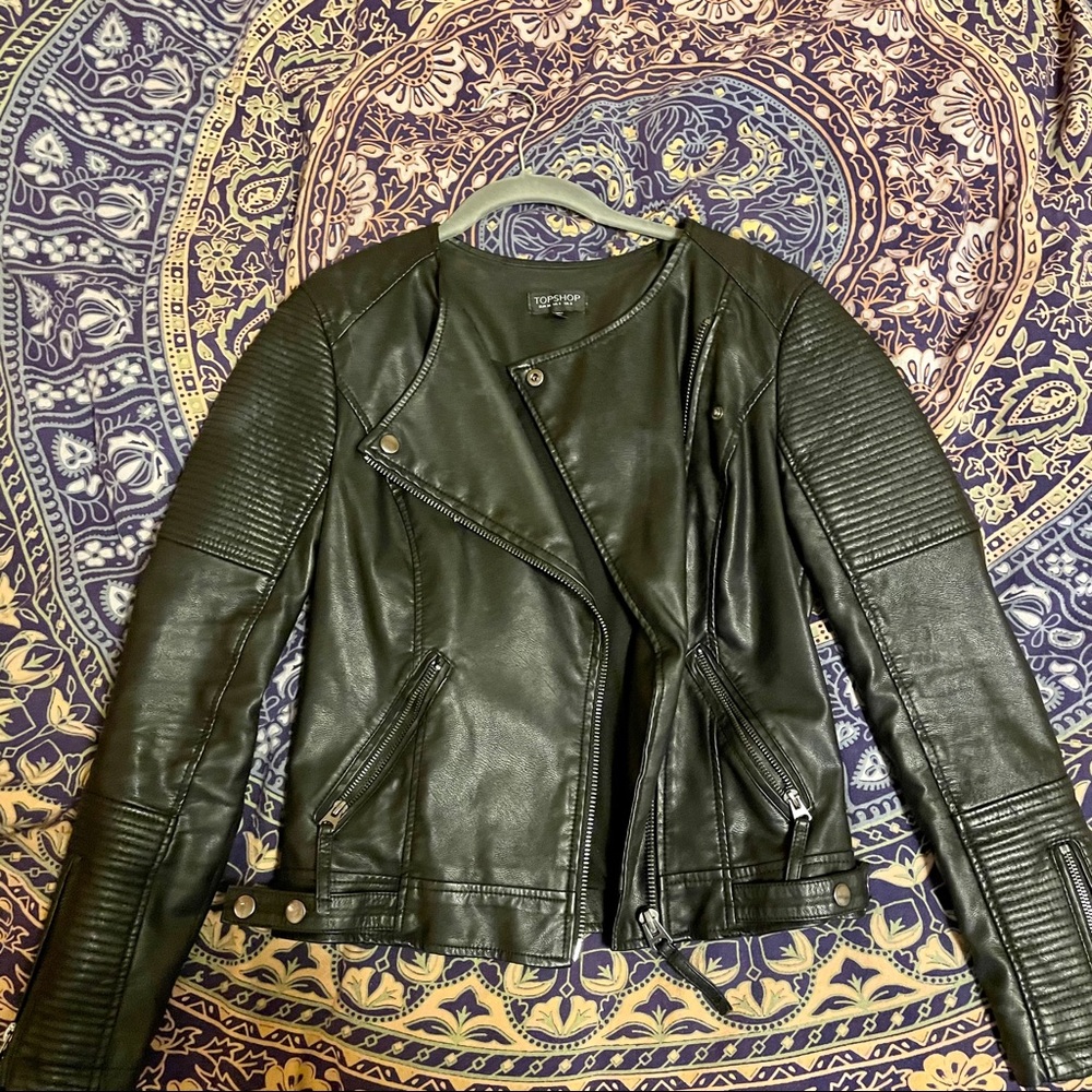 TOPSHOP LEATHER JACKET